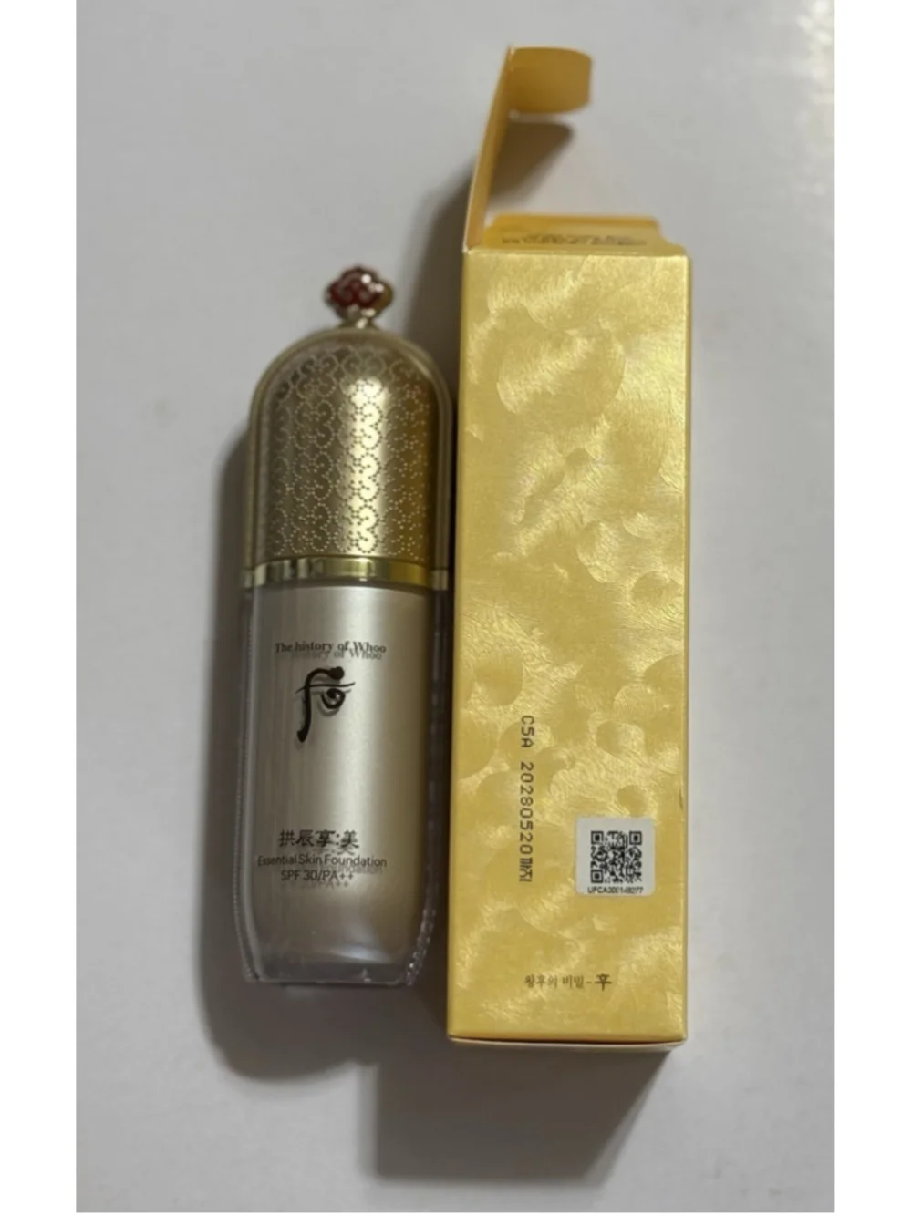 The history of whoo Gongjinhyang Mi Essential Skin Foundation #2 SPF30 PA++ 40ml